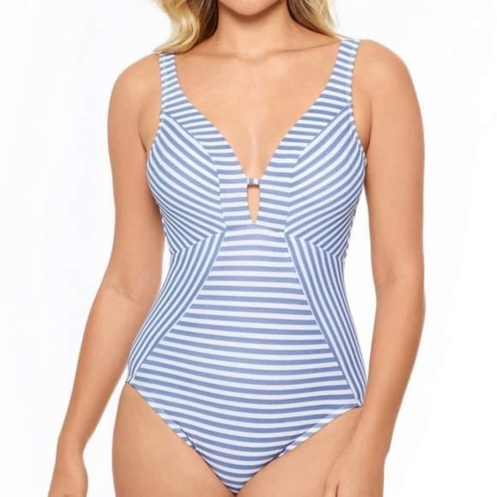 Time and Tru, One Piece Swimsuit, size M